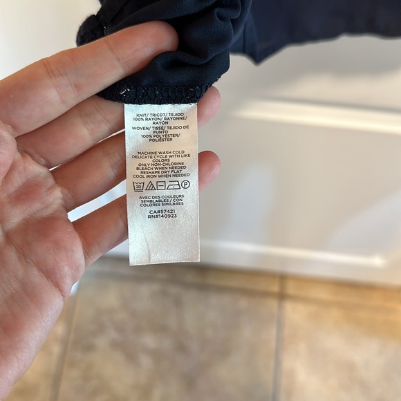 Loft sleeveless blouse - Picture 5 of 5